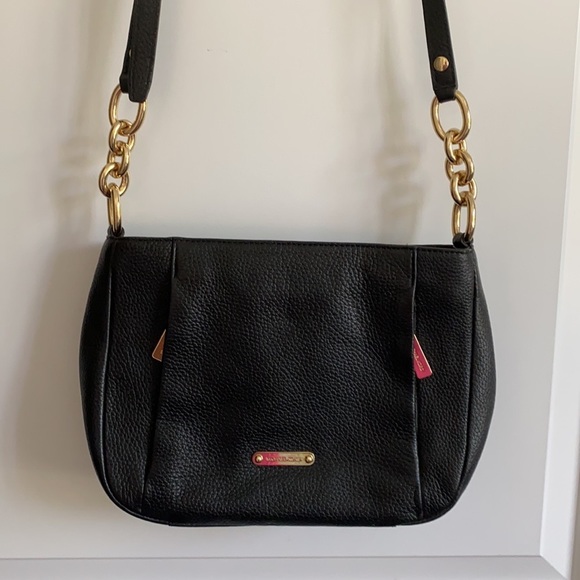 Michael Kors Handbags - Michael Kors Black Pebble Crossbody Zip Front Bag